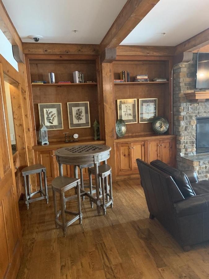 סנואושו Highland House 207 Slopeside, Village Area, Ski In Out מראה חיצוני תמונה