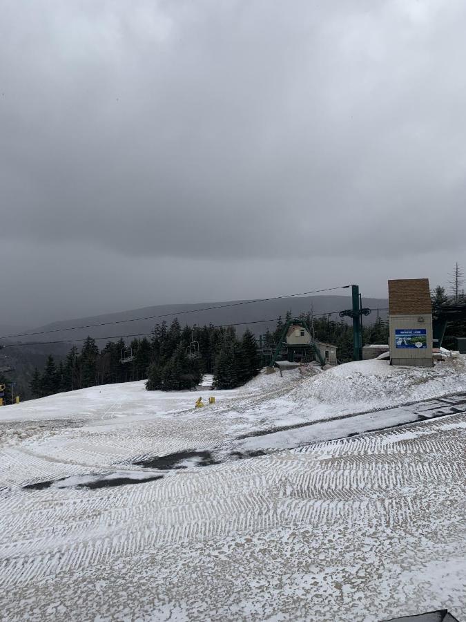 סנואושו Highland House 207 Slopeside, Village Area, Ski In Out מראה חיצוני תמונה